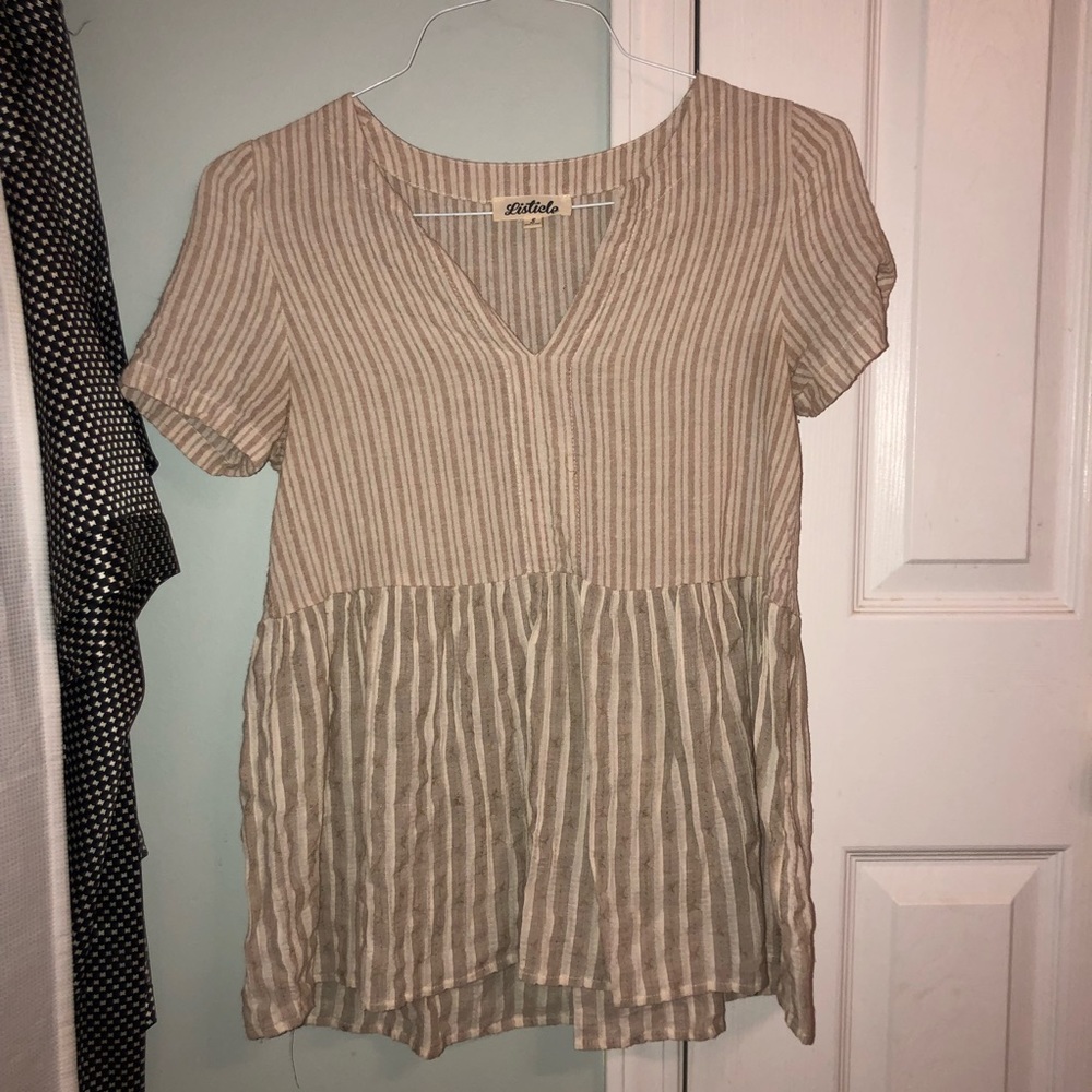 Stripped peplum!! Size Small.